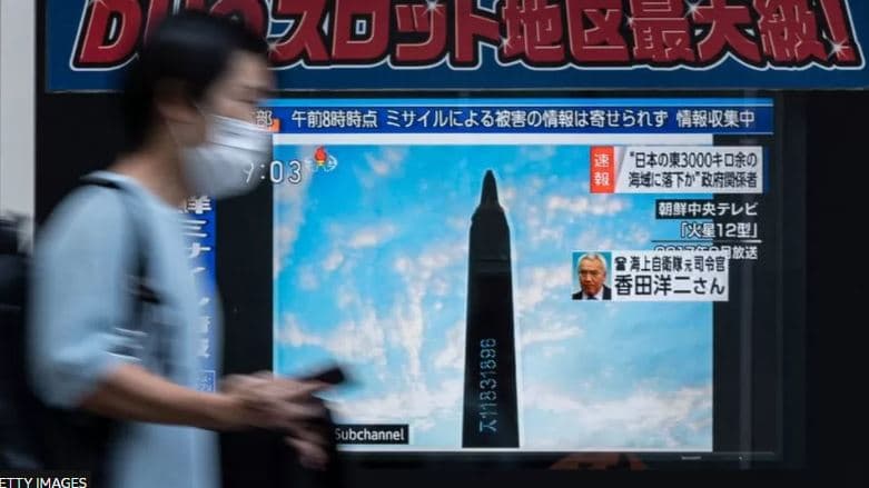 Koreja e Veriut lëshon raketa balistike mbi Japoni