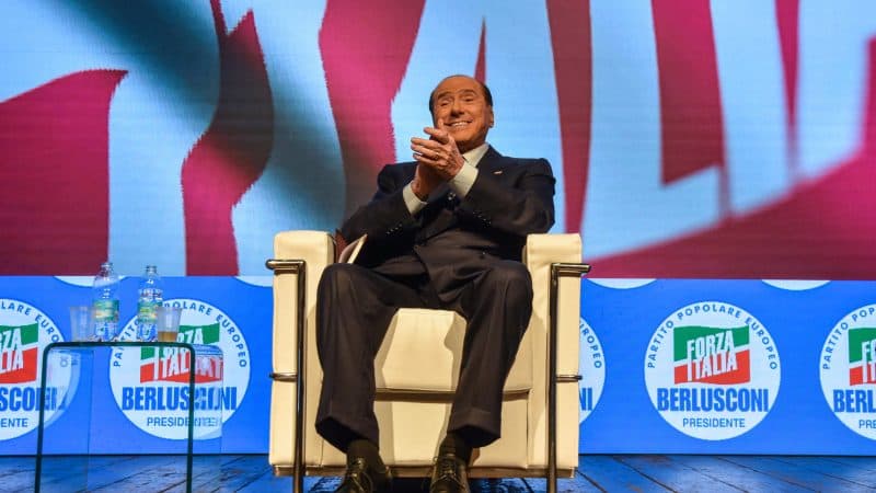 Eurodeputetët gjermanë kërkojnë përjashtimin e Forza Italia-s nga PPE-ja