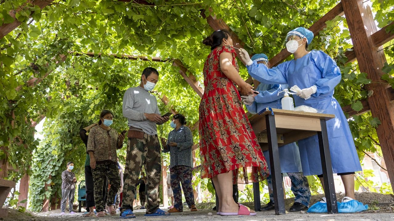 Covid 19, Kina ndalon banorët të largohen nga provinca e Xinjiang-ut