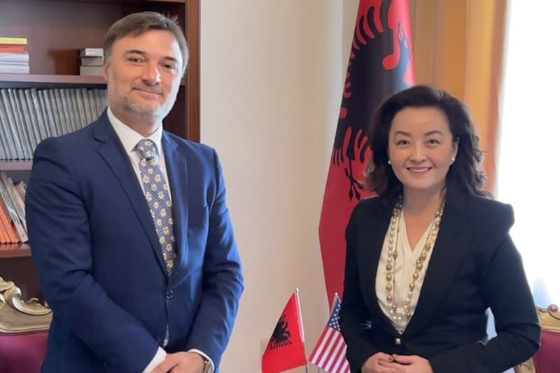 Reforma Territoriale, Alibeaj dhe Çupi takohen sot me Yuri Kim