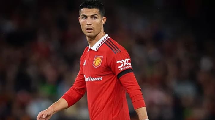 Ronaldo afër qëndrimit tek Manchester United