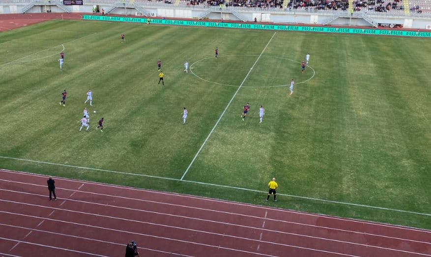 Vendos goli Hoxhajt në pjesën e parë, Vllaznia në avantazh ndaj Partizanit