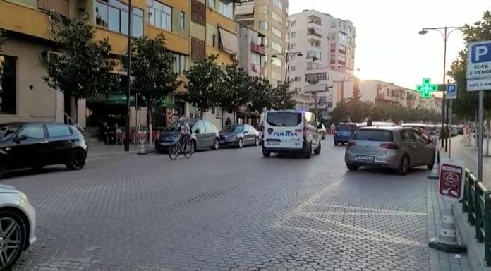 Plagosje me thikë në Elbasan, arrestohet 54-vjeçari