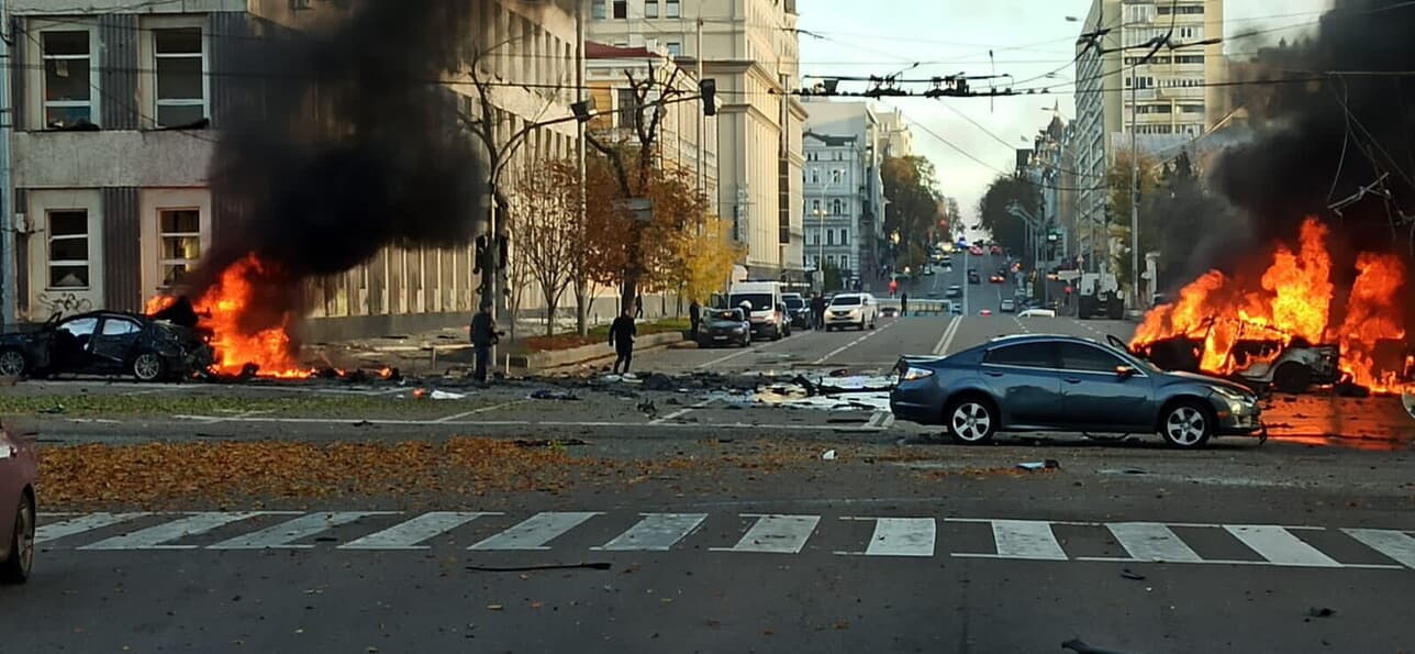 Ambasada e SHBA fton qytetarët amerikanë: Largohuni nga Ukraina