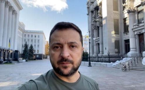 Zelensky: Ukraina nuk është e frikësuar, beteja do të jetë më e ashpër