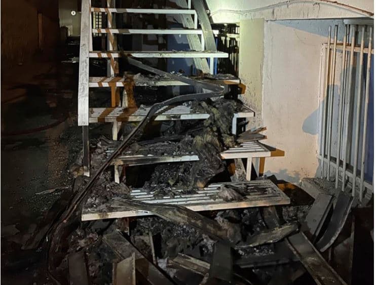 Zjarr në një burg në Iran, humbin jetën 4 persona, plagosen 61 të tjerë