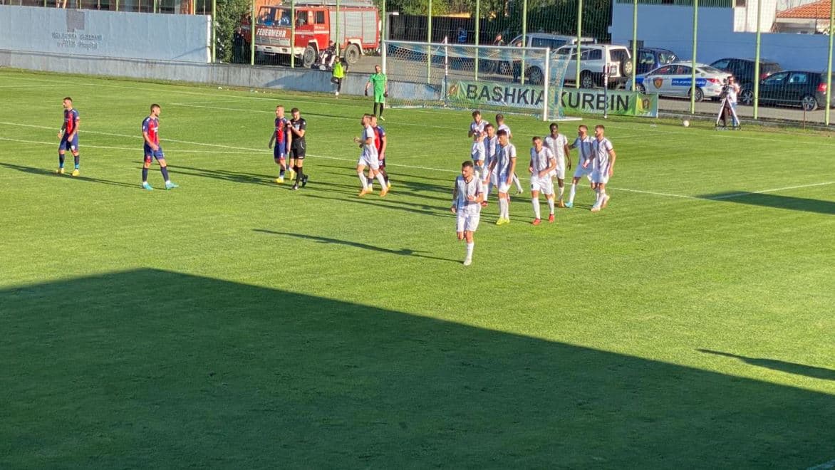 Vllaznia "harron" të fitojë, Laçi ndal shkodranët