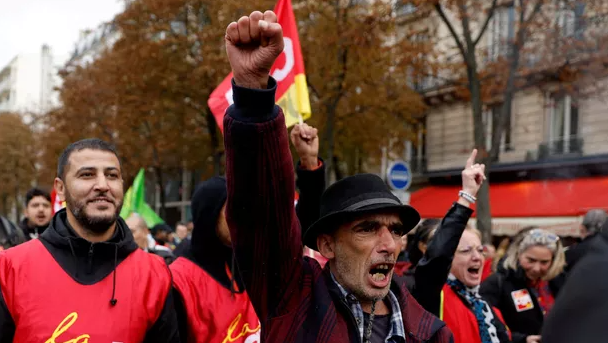 Francë, qytetarët në protesta për rritje të pagave