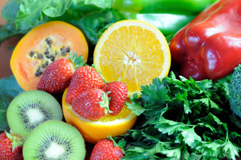 Vitaminat më të rëndësishme për trupin tonë dhe ushqimet ku mund t'i gjeni