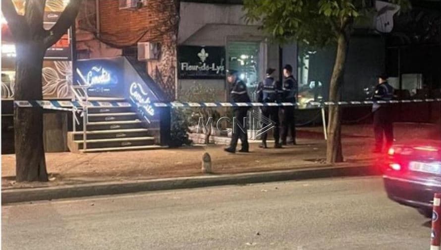   Hidhet një sasi plasëse tek një dyqan në Tiranë