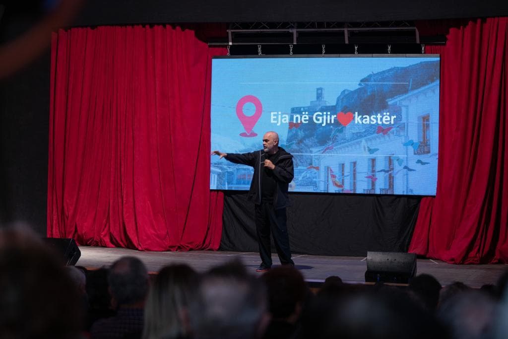 Pedagogët, Rama: Çështjen e pagave ta zgjidhin me autonomi. Pensionistët do e marrin bonusin e fundvitit