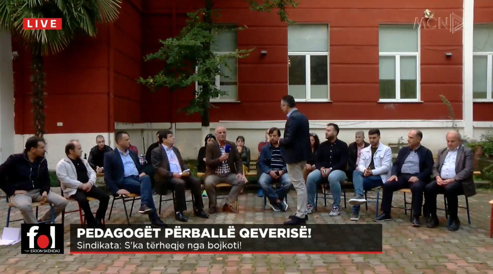 Protesta e pedagogëve/ Karamani: Jemi në kushtet e mbijetesës! Dhama: S'kemi pasur rritje reale të rrogave 
