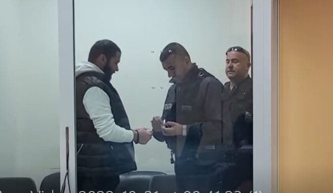 Bosi i kriptomonedhave turke doli sot para gjykatës së Elbasanit, shtyhet senaca për vendimin e ekstradimit të tij