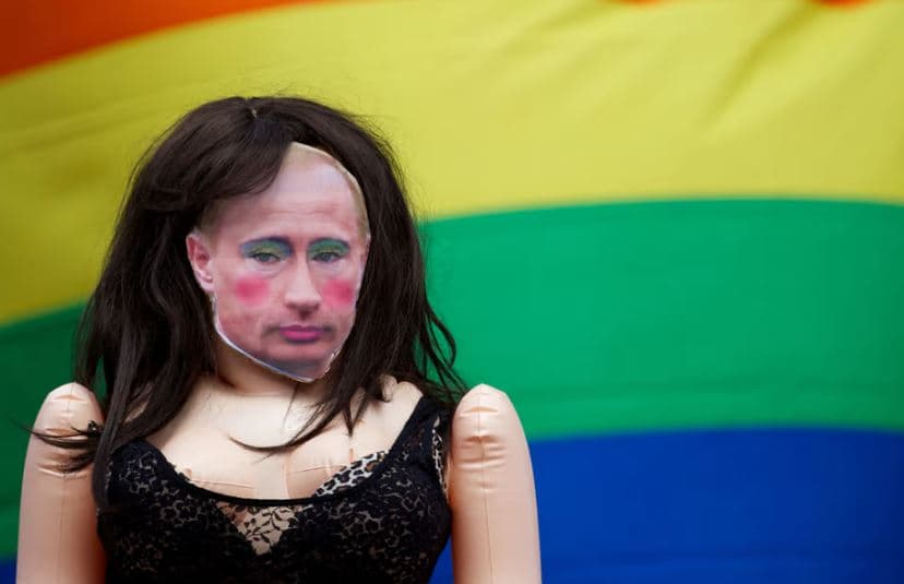 Rusi/ Ligji i ri parashikon dëbime dhe gjoba për ata që bëjnë ‘propagandë’ LGBTQ+