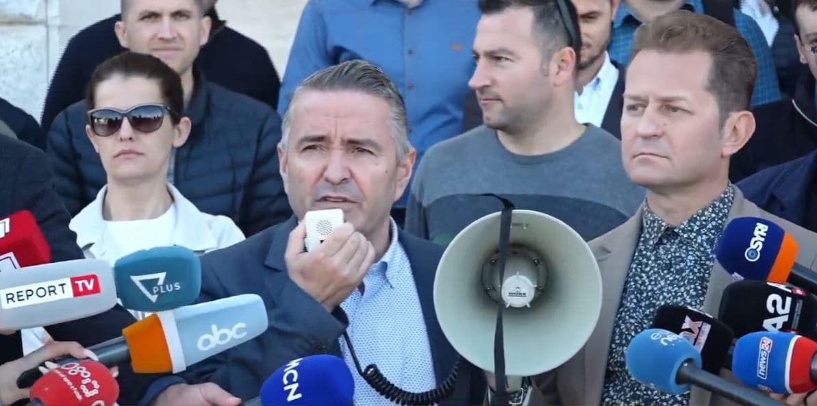 Dita e 5-të e bojkotit/ Pedagogët paralajmërojnë protestë kombëtare, thirrje studentëve që t’i bashkohen lëvizjes (VIDEO)