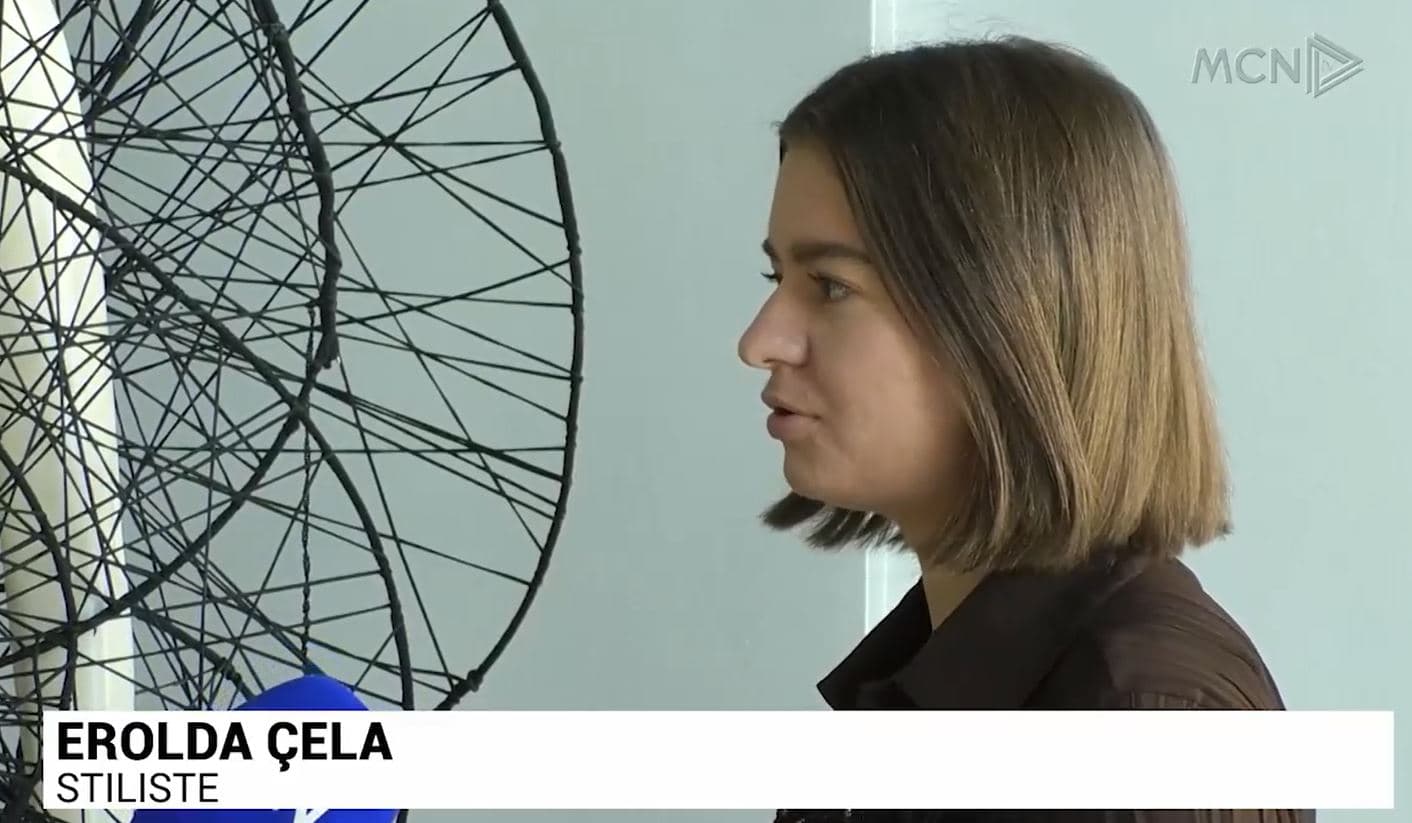 Stilistja që bën modë me instalacionet (VIDEO)