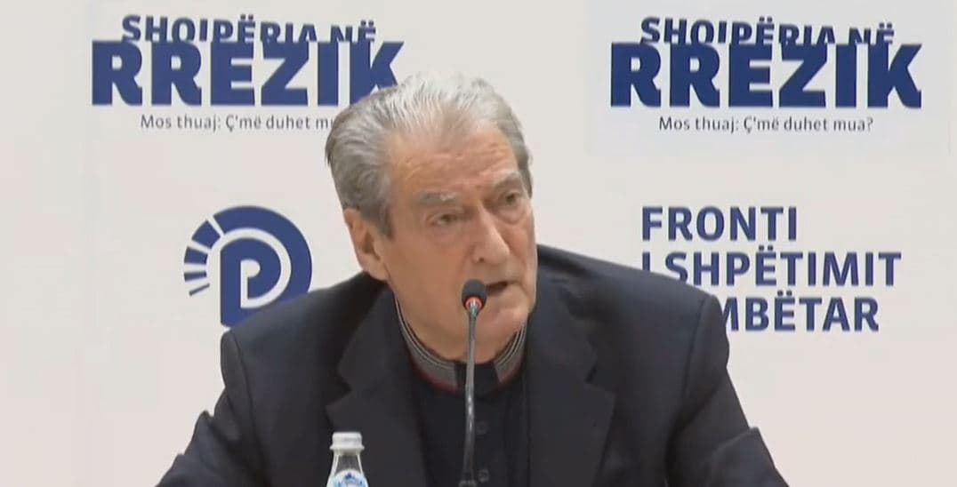 Berisha thirrje studentëve: Në 8 vite u ndoq një politikë rrënuese, bëni gjithçka për suksesin e protestës së pedagogëve