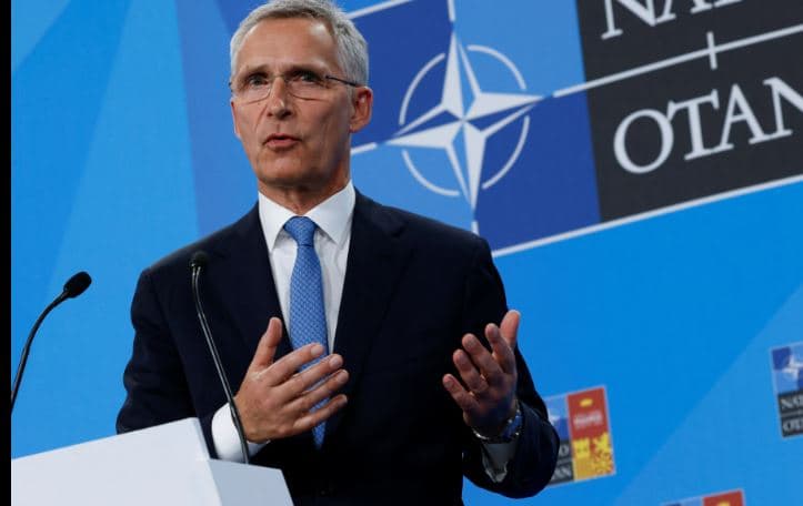 NATO paralajmëron Rusinë: Mos përdorni “bombën e pistë” si pretekst për përshkallëzim konflikti