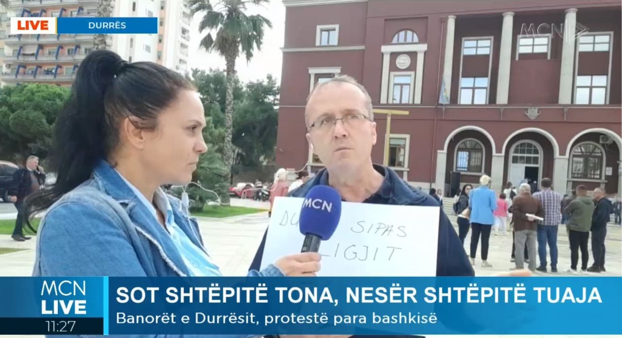 Pallatet e dëmtuar nga tërmeti, banorët e Durrësit protestë: Duan t’i prishin për të ndërtuar një firmë tjetër (VIDEO)