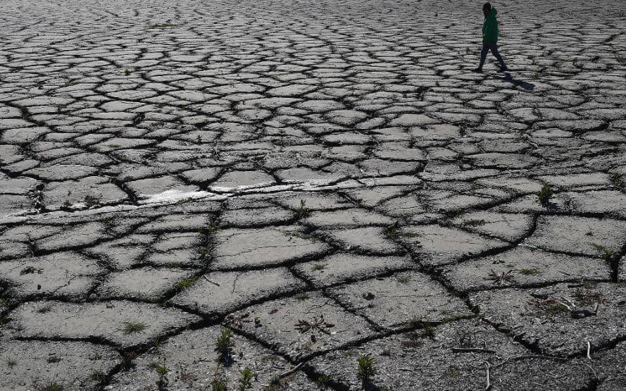 Klima, raporti i OKB-së: Po shkojmë drejt një rritjeje të temperaturave prej 2.5 C në pak vite
