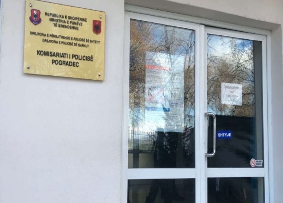 Marrëdhënie seksuale me një 13-vjeçare, pranga të riut në Pogradec
