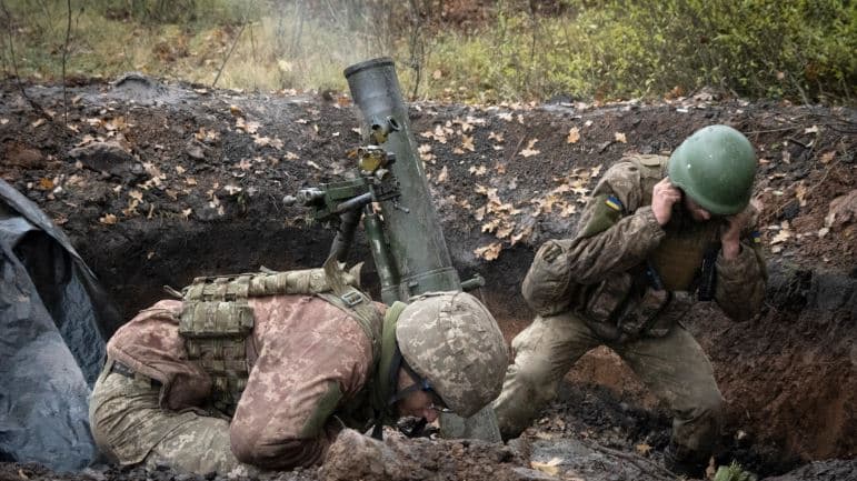 Bombat ruse në Nikopol të Ukrainës dëmtojnë rrjetin elektrik, në Donetsk vriten 3 civilë