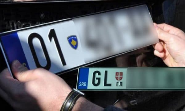  Më 1 nëntor hyjnë në fuqi masat e reja për targat në Kosovë
