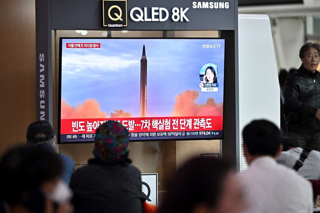 Seuli: Koreja e Veriut lëshoi 3 raketa balistike. Japonia jep alarmin