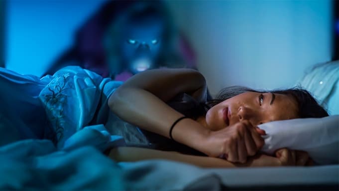 A shkaktojnë makthet demencë dhe si mund t'i ndaloni ato?