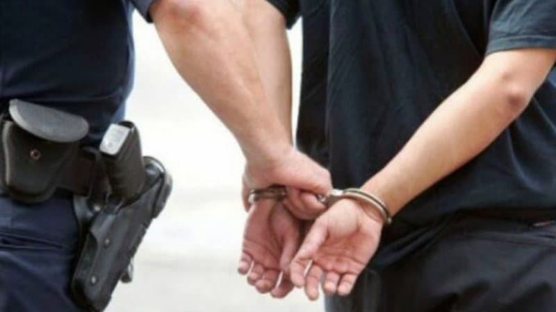 Nga Berati drejt Durrësit për të vjedhur, arrestohet 21-vjeçari