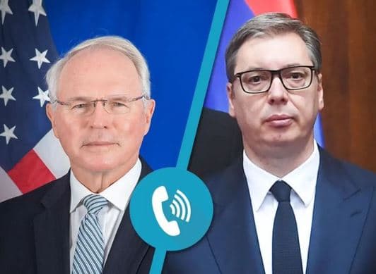 Vuçiç, bisedë telefonike me ambasadorin amerikan: Qytetarët tanë të tmerruar nga sjellja e Kosovës