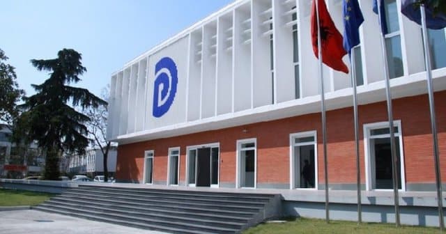 Primaret në PD, një tjetër kandidat i bashkohet garës në Fier