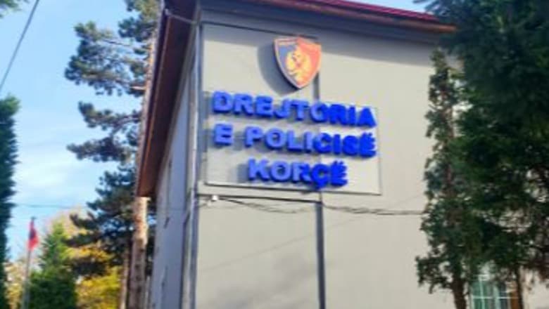 Vidhet dyqani në Korçë, autorët marrin para, pije alkoolike dhe cigare