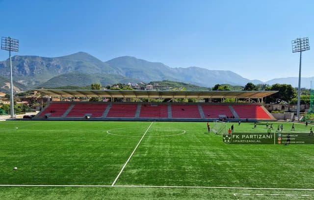 E zyrtarizon Partizani, ndeshja me Bylisin do të luhet në stadiumin e ri