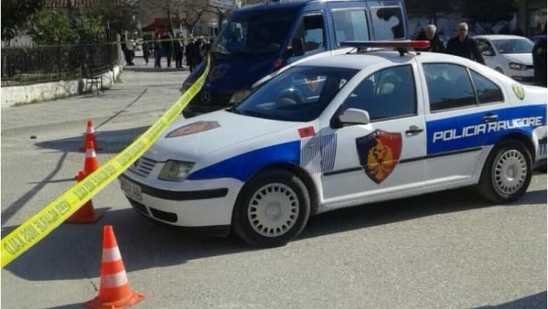 U kap duke transportuar emigrantë të paligjshëm, arrestohet 53-vjeçari në Gjirokastër