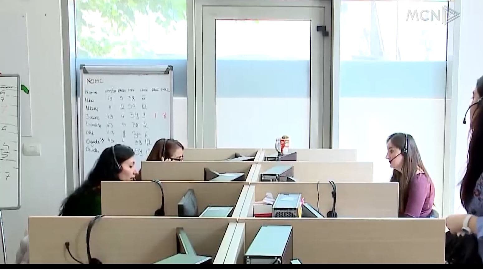     “Zhvatja” e qytetarëve përmes call centerave (VIDEO)