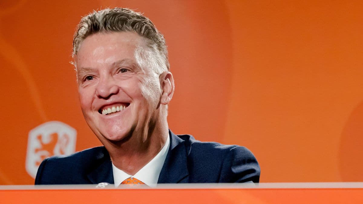 Holanda në Botëror, Van Gaal publikon listën e lojtarëve