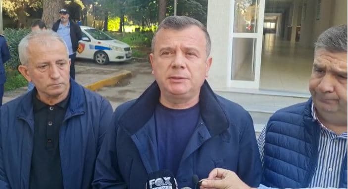 Plagosja e kryebashkiakut dhe shoferit, Balla: Produkt i ndasisë dhe përçarjes që mbillet çdo ditë! (VIDEO)