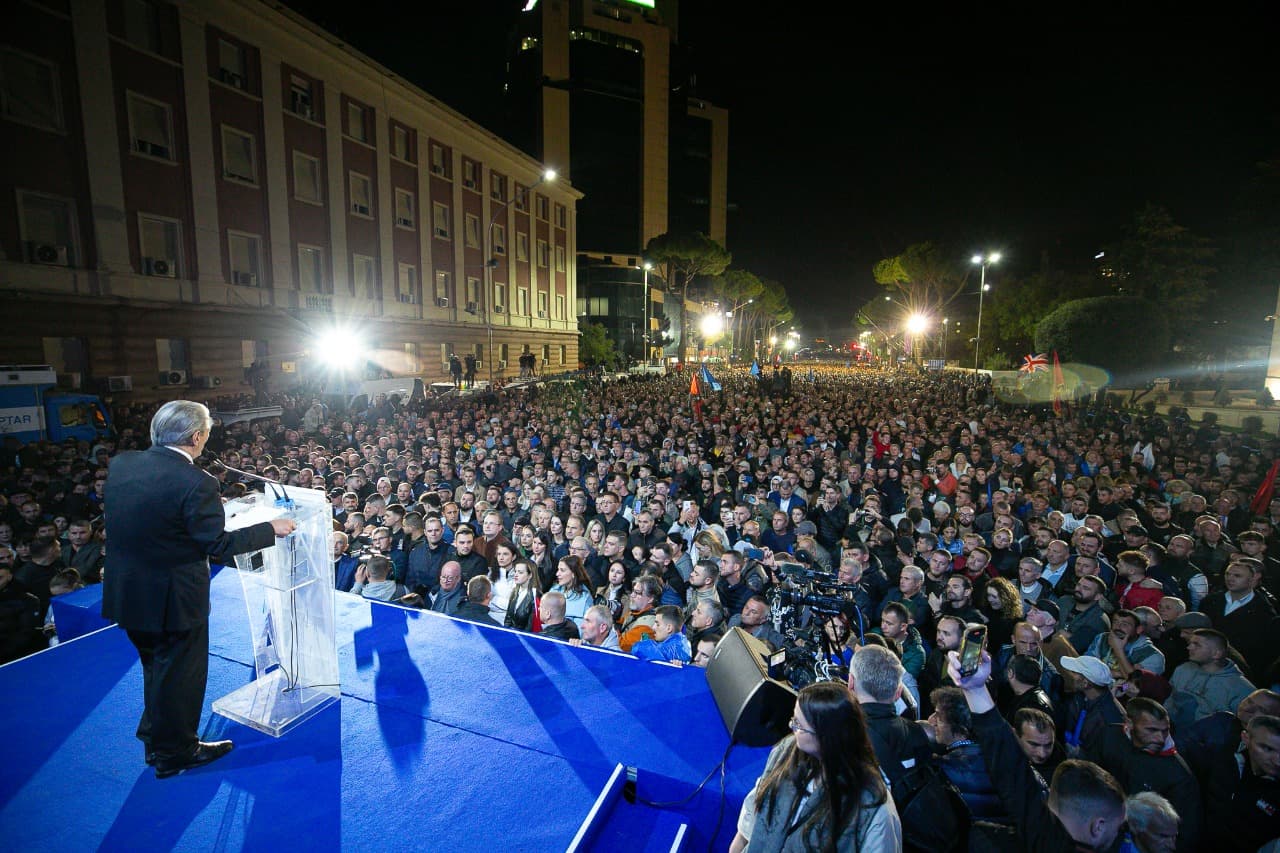 Protesta, Berisha: Rama e ka vendin në burg, në regjim special! SHBA-BE, mos e mbështesni