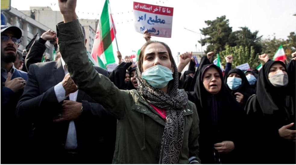 Protestat në Iran, jepet dënimi i parë me vdekje  
