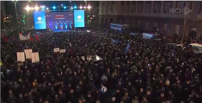 Berisha reagon pas protestës (VIDEO)