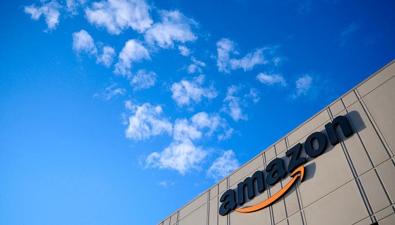 Amazon po planifikon të shkurtojë 10 mijë vende pune
