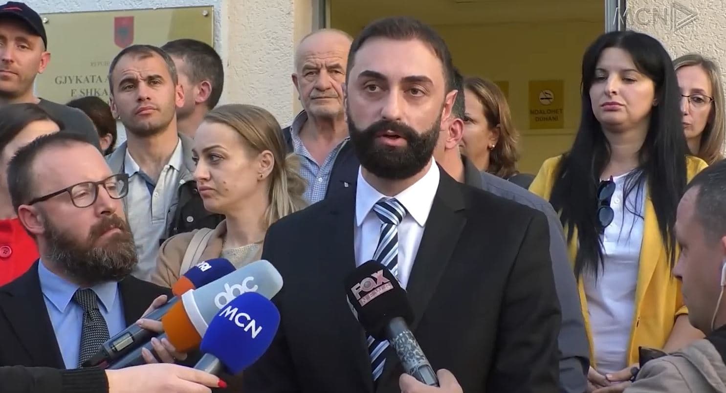Gjykata mban të mbyllur kopshtin/ Rrëzon padinë për hapjen e “Zybejde Hanëm” (VIDEO)