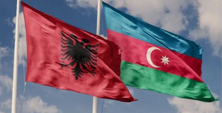  Vjen sot në Tiranë presidenti i Azerbajxhanit, Ilham Aliyev