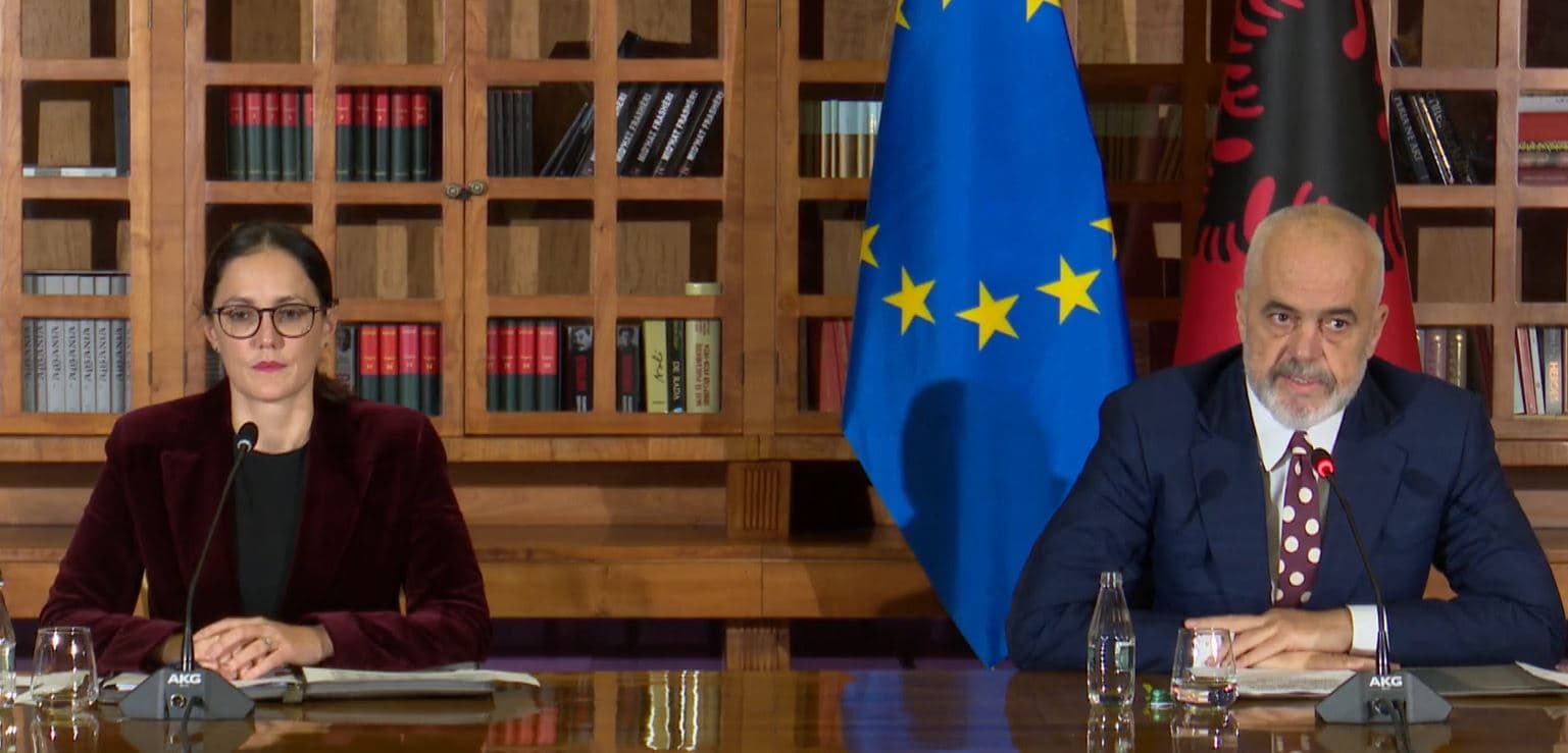 “Janë rritur normat e interesit”, Rama dhe Ibrahimaj ftojnë qytetarët të investojnë në bono thesari
