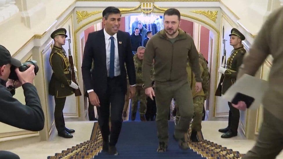 Rishi Sunak mbërrin në Ukrainë, bisedon me Zelensky për sigurinë globale