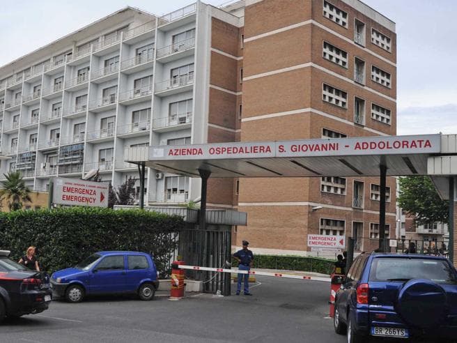 Itali/ Mjekët i amputuan këmbën e shëndetshme, dënohen me 383 mijë euro gjobë