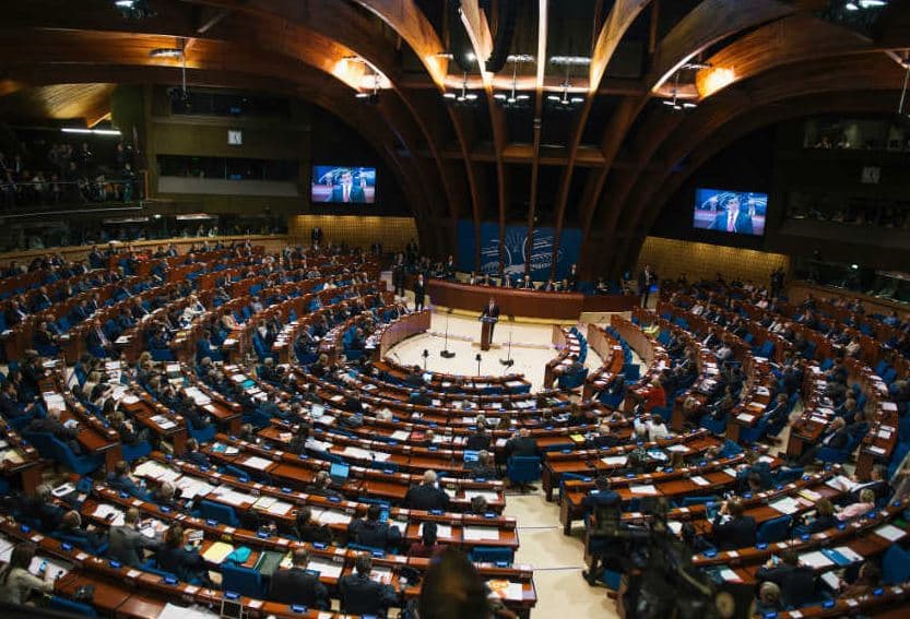 Asambleja parlamentare e NATO-s: Rusia është një shtet terrorist