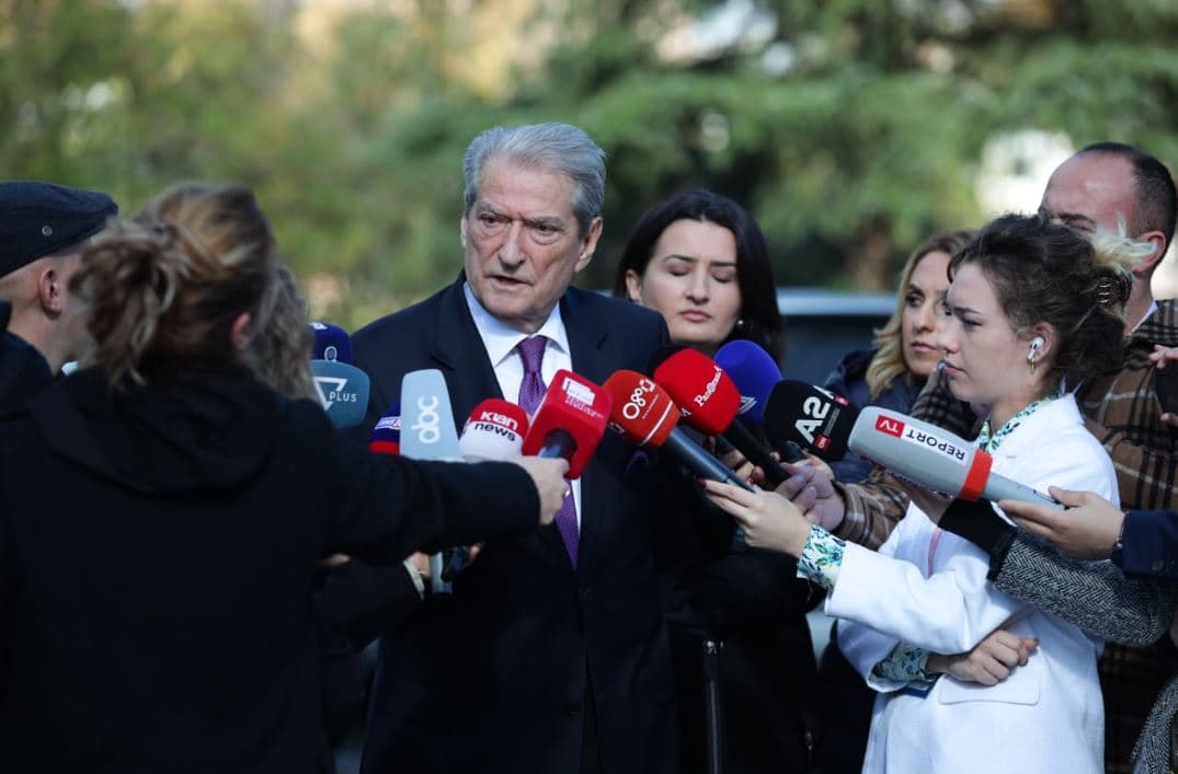 Berisha: Rama dhe Basha janë të lidhur në marrëveshjen mafioze të Portit të Durrësit