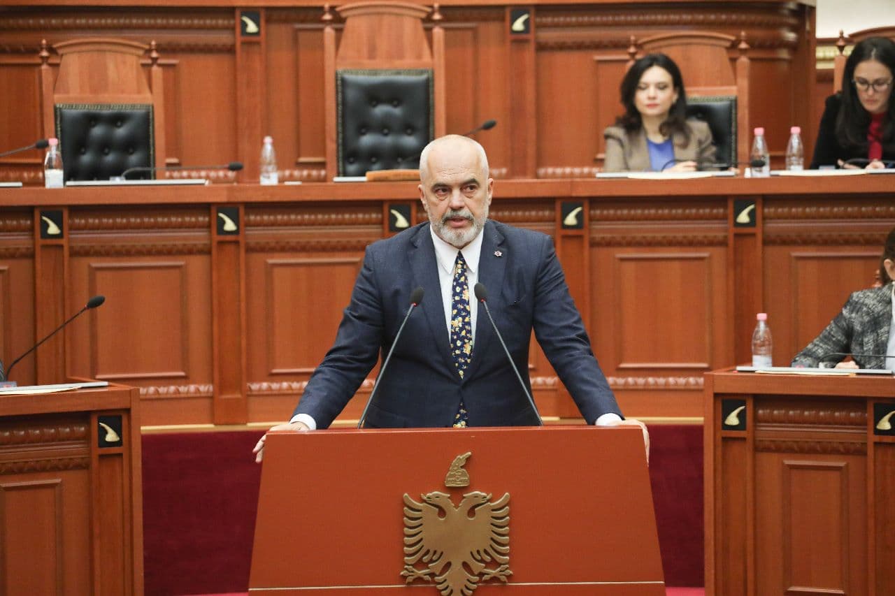 Porti, Rama: Si deputet i Durrësit po numëroj orët, deri sa të miratohet. Jeni si gomaricat e Faik beut (VIDEO)